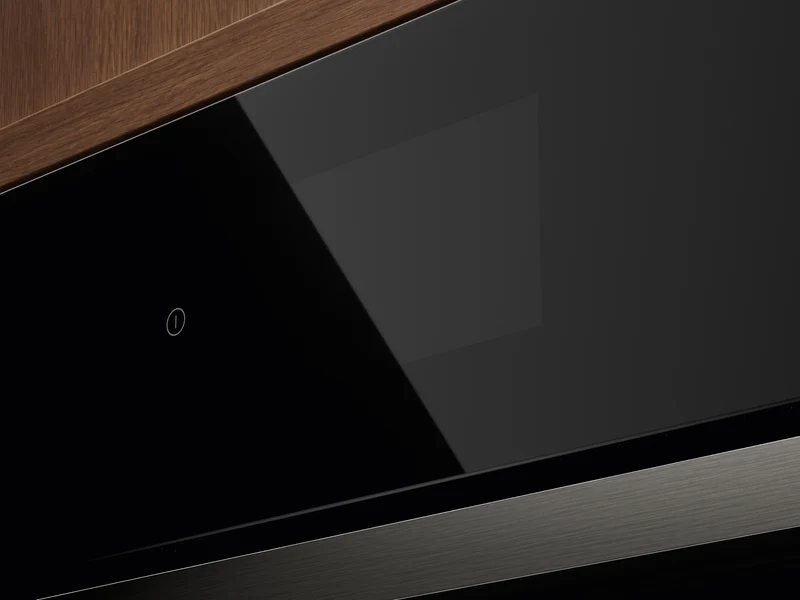 Electrolux 90cm Pyrolytic Oven with SteamBake, 15 Functions, Airfry Plus, Black