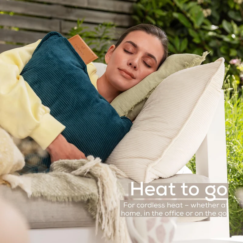 Beurer Heaty - Rechargeable Heated Cushion - Cashmere Crme