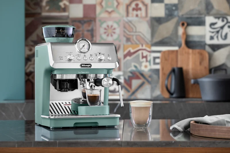 DeLonghi La Specialista Arte Manual Coffee Machine Green