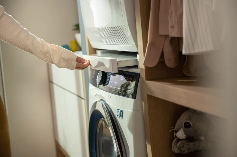 Electrolux Laundry Stacking Kit - White