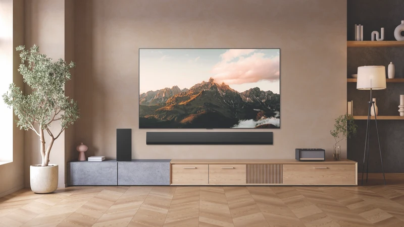 LG 77" OLED EVO G5 AI UHD 4K Smart TV 2025