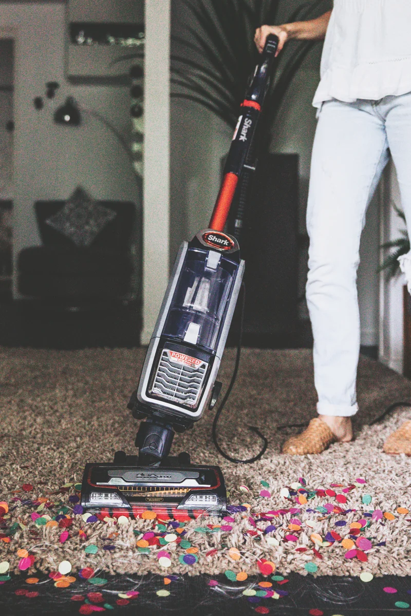 Shark Corded Upright with DuoClean & Self Cleaning Brushroll
