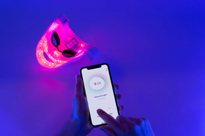 Lustre Clear Skin Renew Pro Face Wear LED Mask