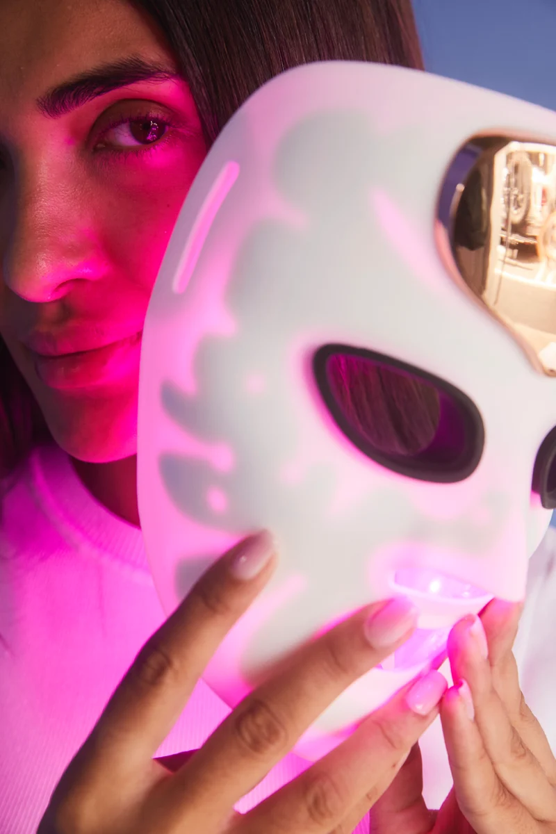 Lustre Clear Skin Renew Pro Face Wear LED Mask