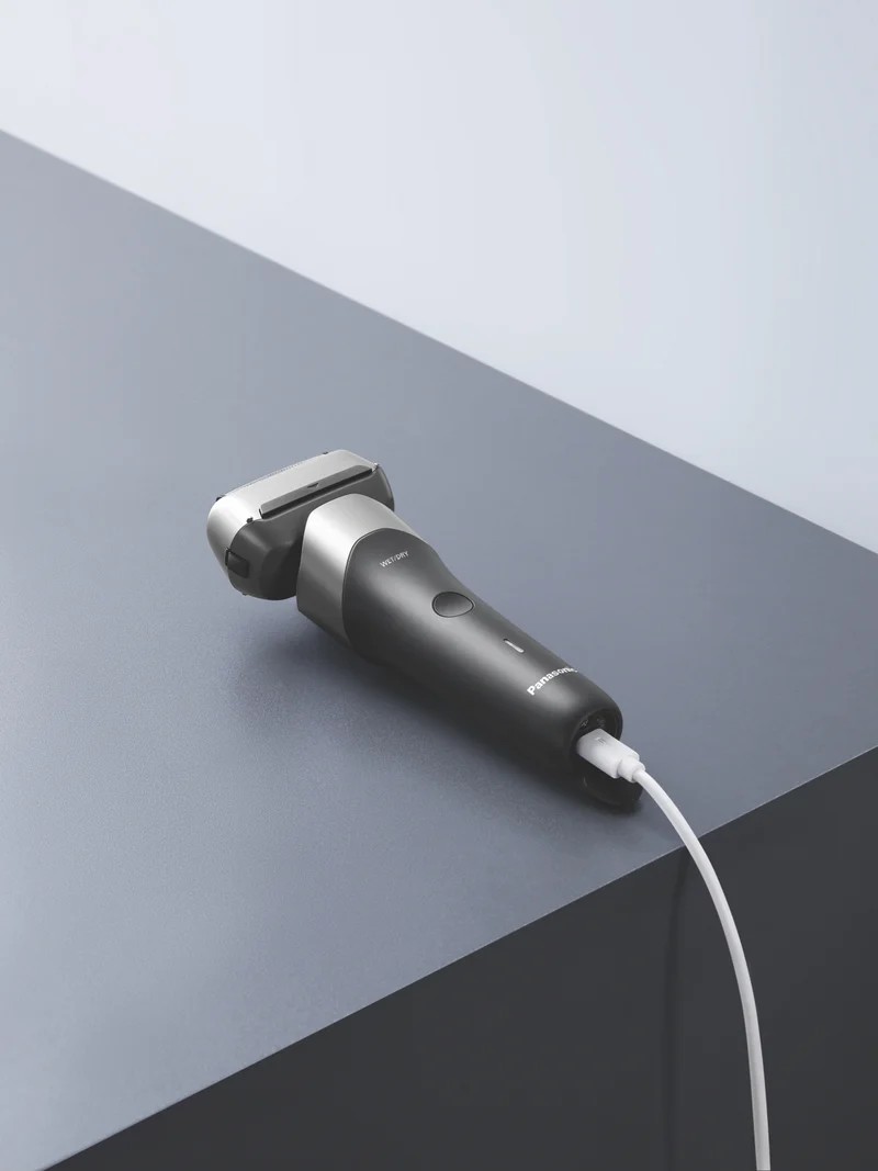 Panasonic Series 500 3 Blade Wet/Dry Shaver