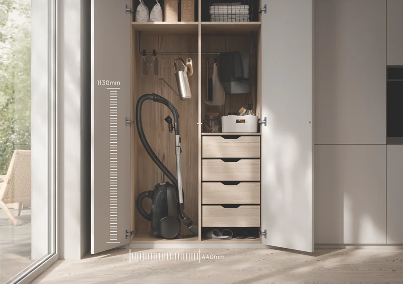 Electrolux 600 Series Bagged Vacuum