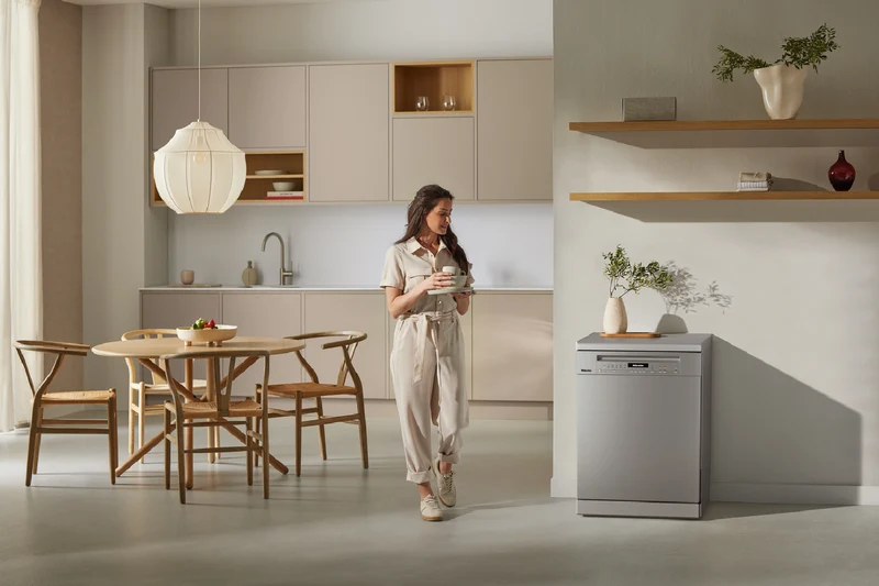 Miele 60cm Freestanding Dishwasher with AutoOpen Drying and Automatic Dispensing PowerDisk CleanSteel