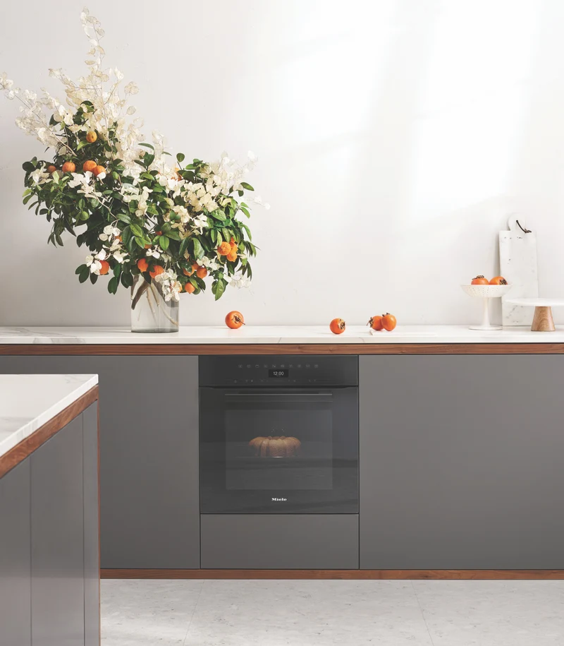 Miele 60cm Pyrolytic Oven with Rapid Cooling and Crisp Function Obsidian Black