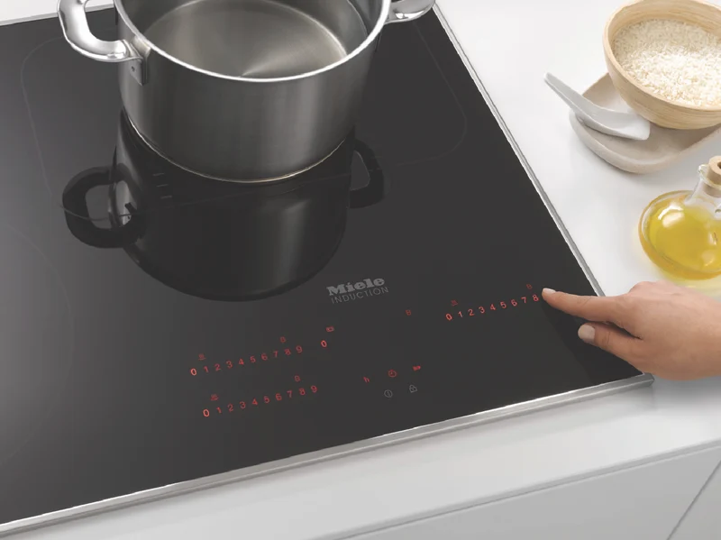 Miele 80cm Induction Cooktop with 1 PowerFlex Cooking Zone and Wi-Fi Connectivity
