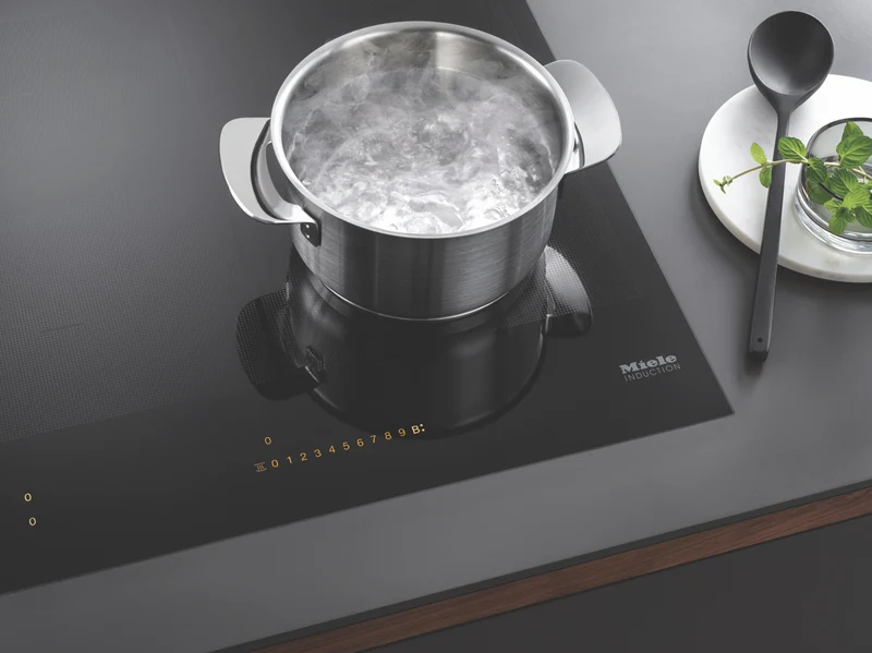 Miele 62cm Induction Cooktop with 1 PowerFlex Cooking Zone and Wi-Fi Connectivity