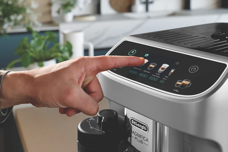 DeLonghi Magnifica Plus Fully Automatic Coffee Machine