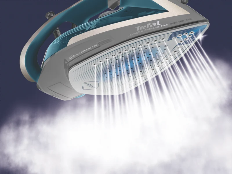 Tefal UltraGlide Plus Steam Iron