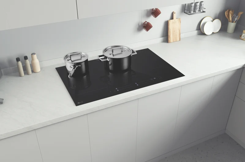 LG 80cm Induction Cooktop 4 Cook Zones, 1 Flex