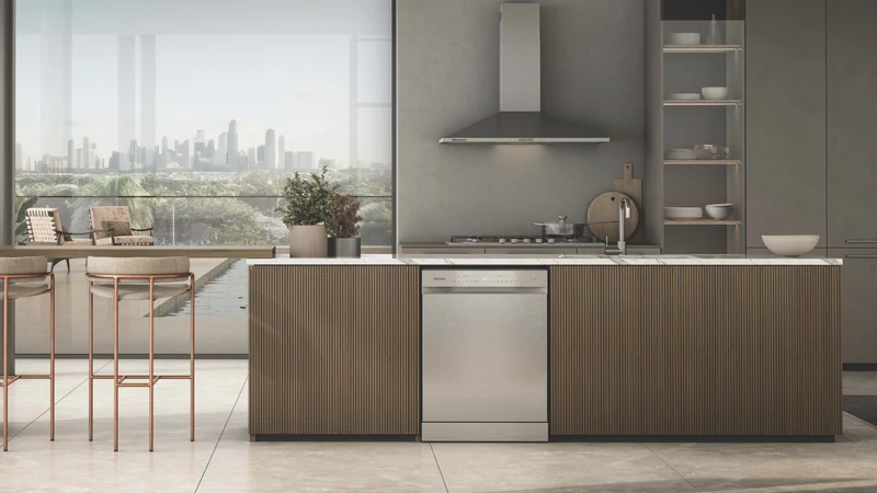 Hisense Freestanding Dishwasher - Stainless Steel