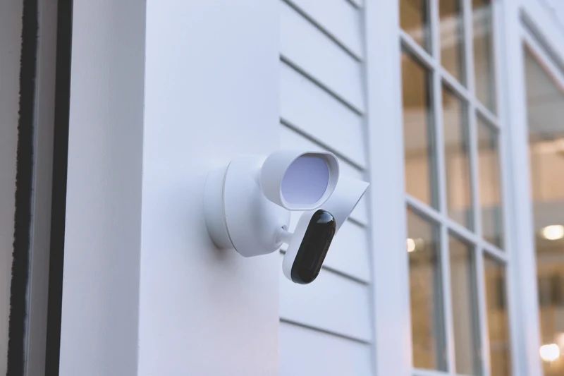 Arlo Wired Floodlight Camera (White)