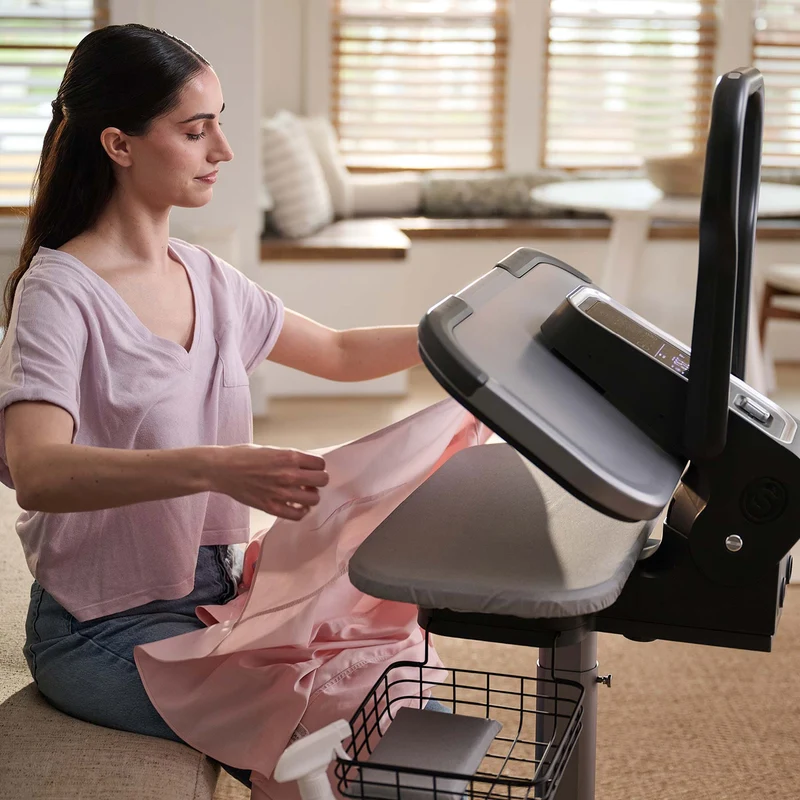 SINGER INTELLIGENT™ 26 inch Steam Press & Universal Stand