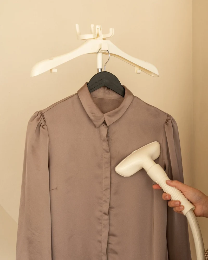 Défroisseur à vêtements MIDI — Beige