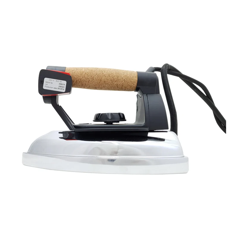 Sistema stirante professionale GVK18 RA con Caldaia in Acciaio inox AISI 304 Ricarica automatica Resistenza esterna anticalcare e Display elettronico Made in Italy Garanzia 5 anni