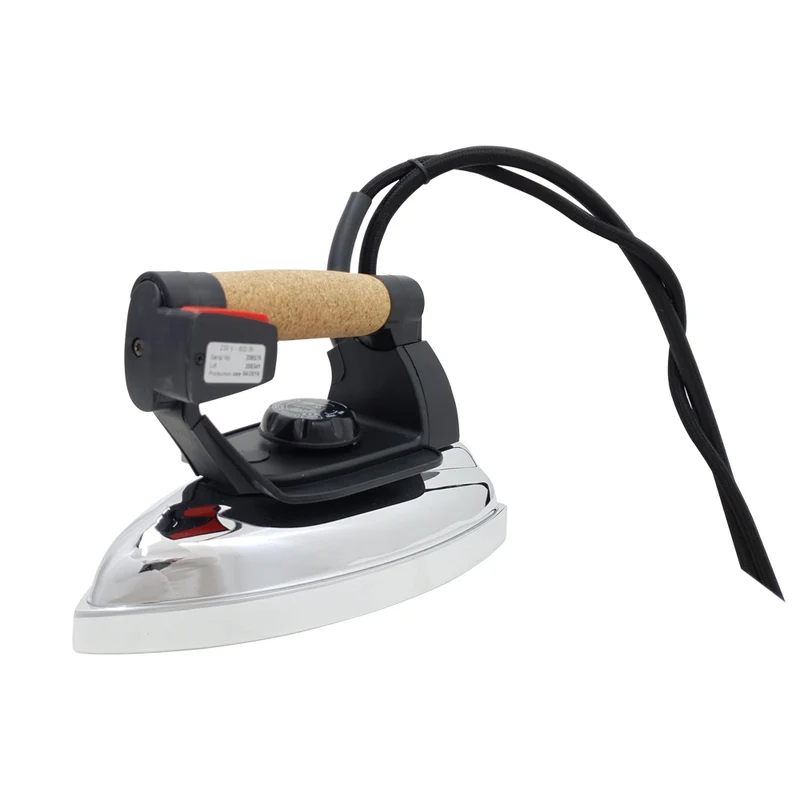 Sistema stirante professionale GVK14 con Caldaia in Acciaio inox AISI 304 e Resistenza esterna anticalcare (2,2 L) Classe energetica A++ Made in Italy Garanzia 5 anni