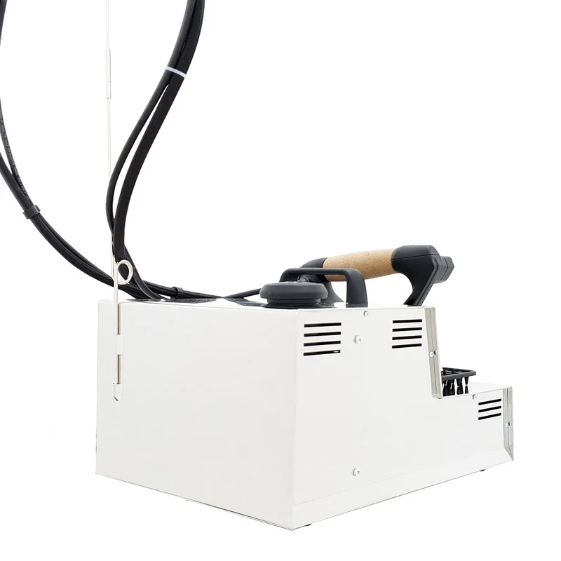 Sistema stirante professionale GVK12 RA con Boiler in Acciaio inox AISI 304 Ricarica automatica e Resistenza esterna anticalcare e Display elettronico Made in Italy Garanzia 5 anni