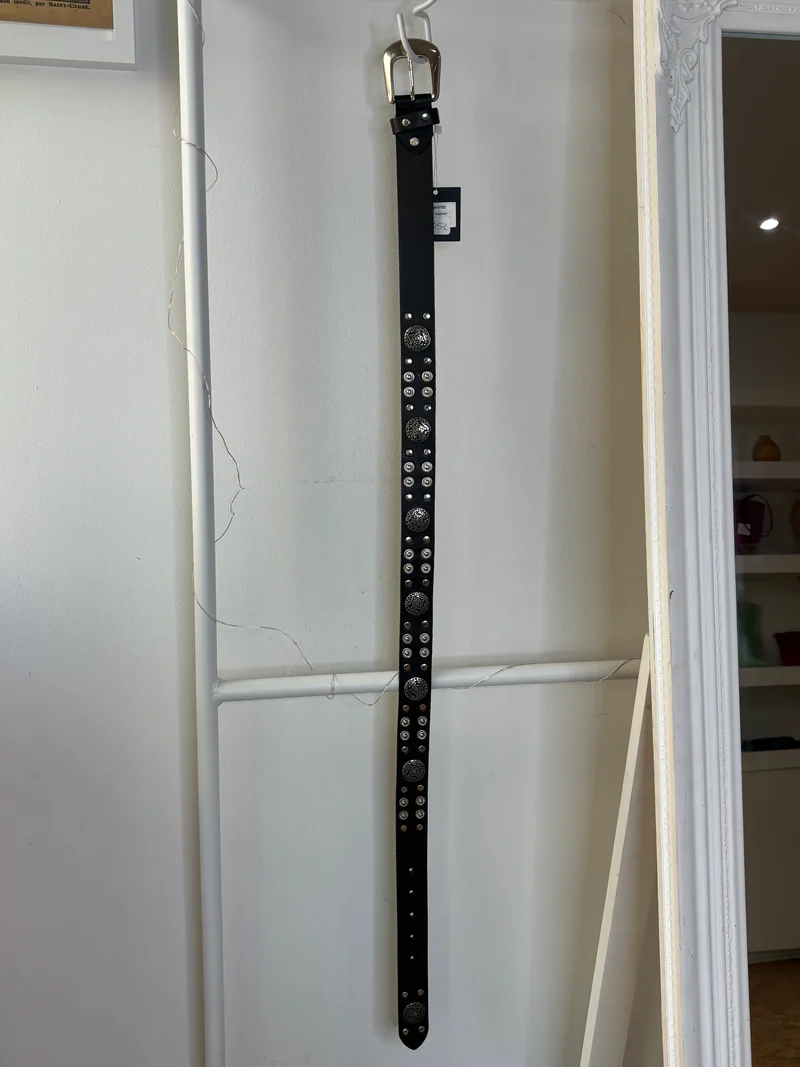 Ceinture noir métallique