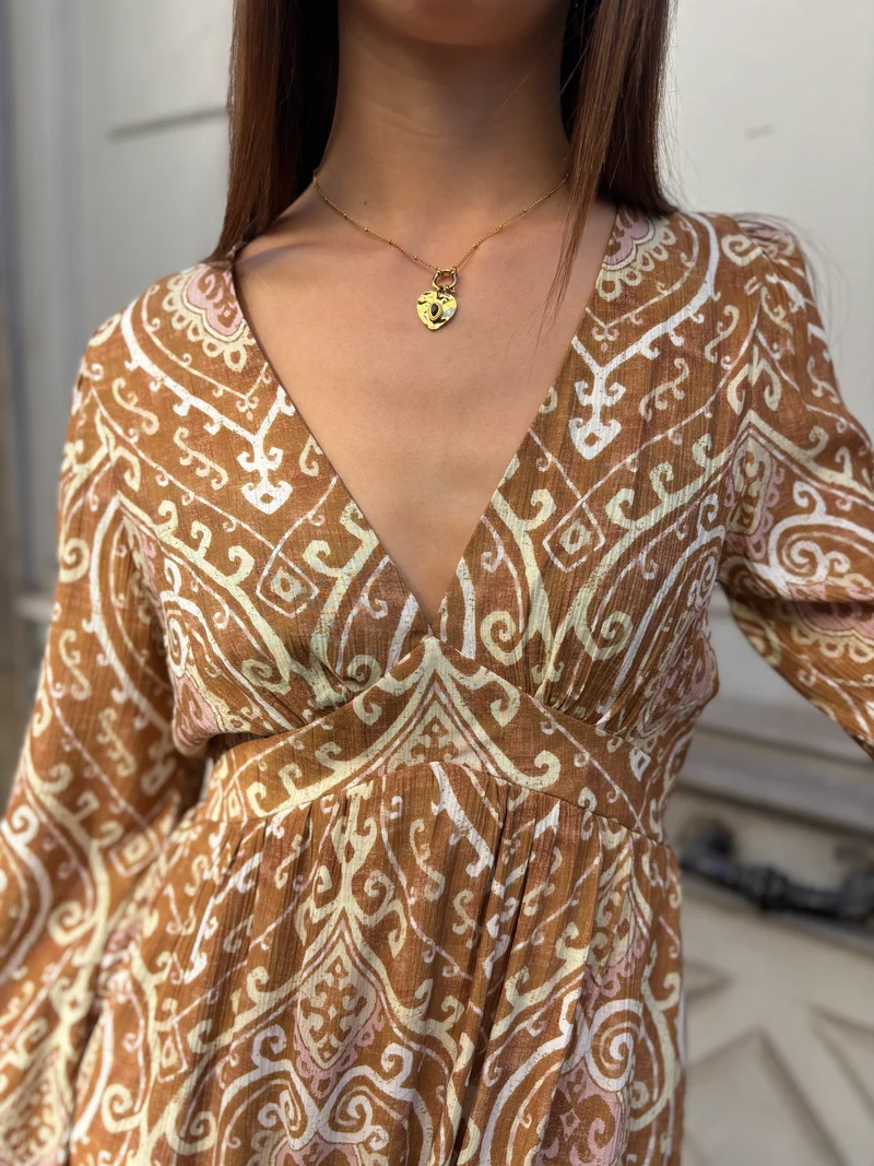 Robe Suzane