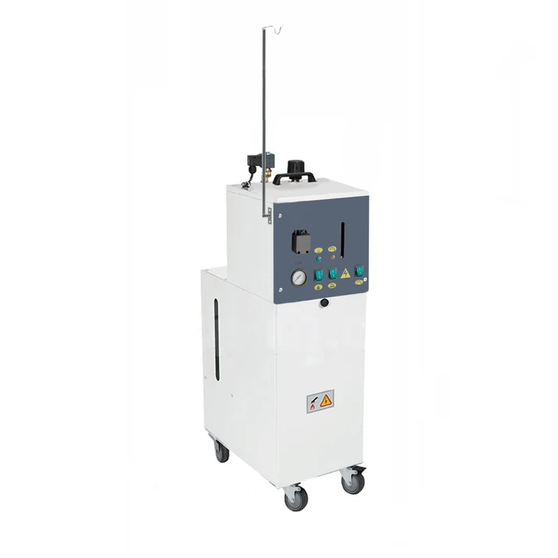 Sistema stirante professionale AV05 BS TRIPLE INOX con caldaia in acciaio inox AISI 304 e resistenza esterna anticalcare (4,5 L) e tanica acqua/liquido per la sanificazione da 10 litri Made in Italy Garanzia 5 anni