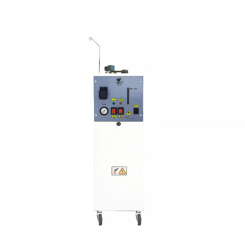 Sistema stirante professionale GVK5 TOP con Caldaia in acciaio inox AISI 304 e Resistenza esterna anticalcare (4,5 L) Classe Energetica A++ Made in Italy Garanzia 5 anni