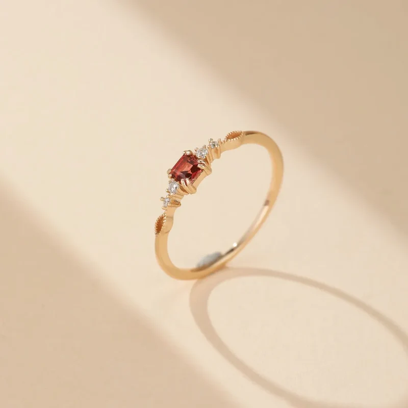 Bague Éclat Grenatique | Bague femme en grenat et argent 925 plaqué or