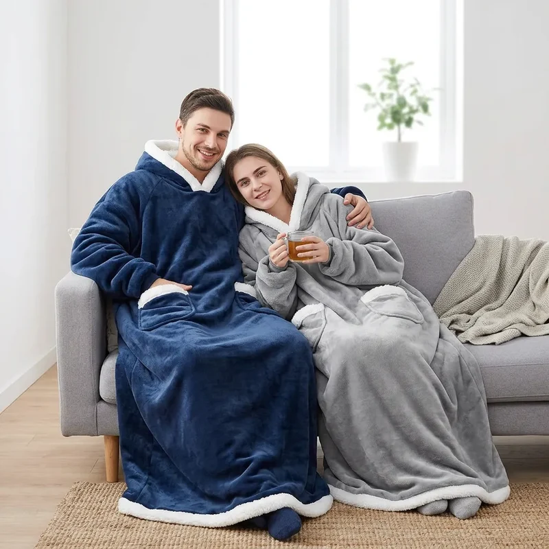 Couverture Sweat Cozya | Plaid polaire à capuche et manches, format géant 180 cm