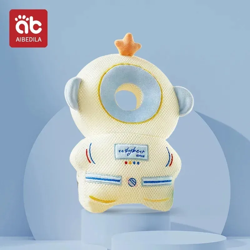 Doudou pour Bébé Protecteur | Coussin anti-chute à porter, protège-tête et dos motif astronaute