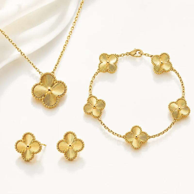 Bracelet Trèfle Ambre Ajustable | Bijou Élégant et Hypoallergénique
