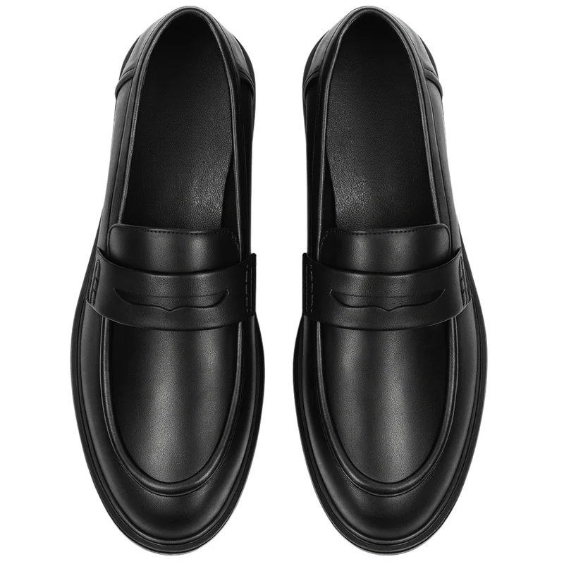 Loafers femme à plateforme avec semelle crantée et boucle métallique