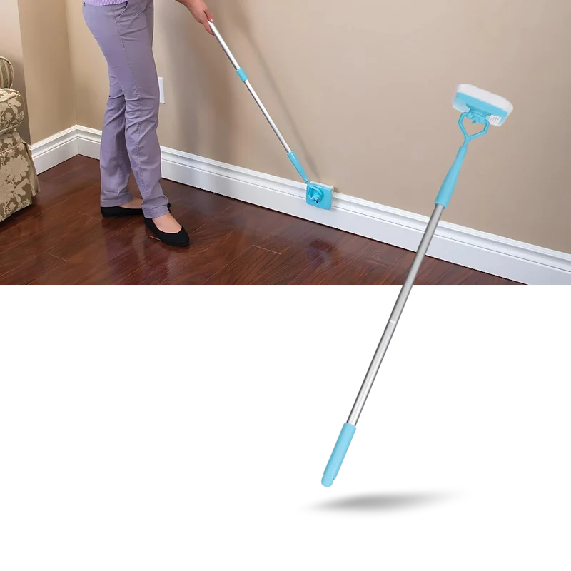 Brosse de nettoyage flexible pour plinthes
