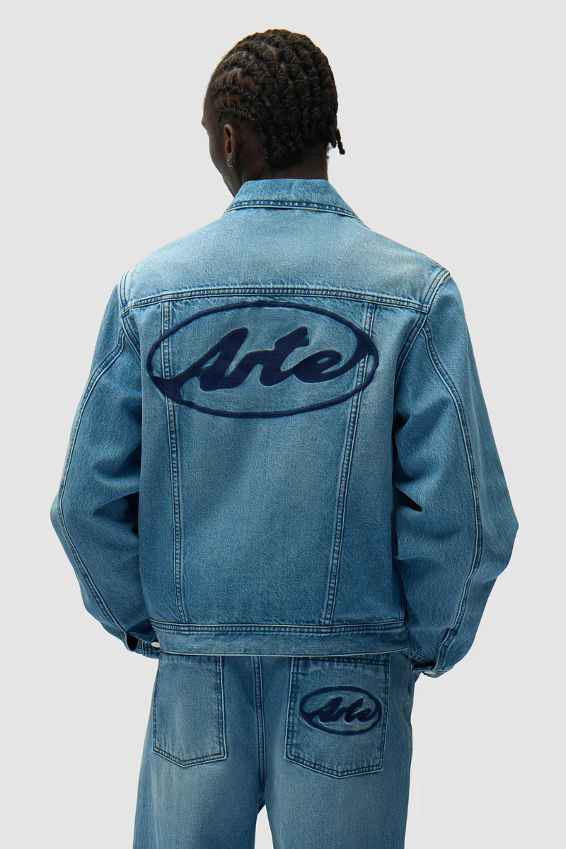 Arte Veste Logo Circulaire Bleach