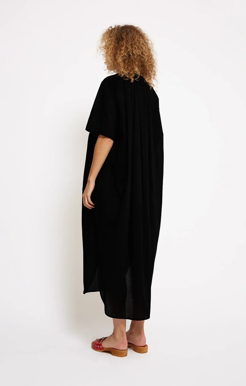 Roseanna Robe Page Charbon