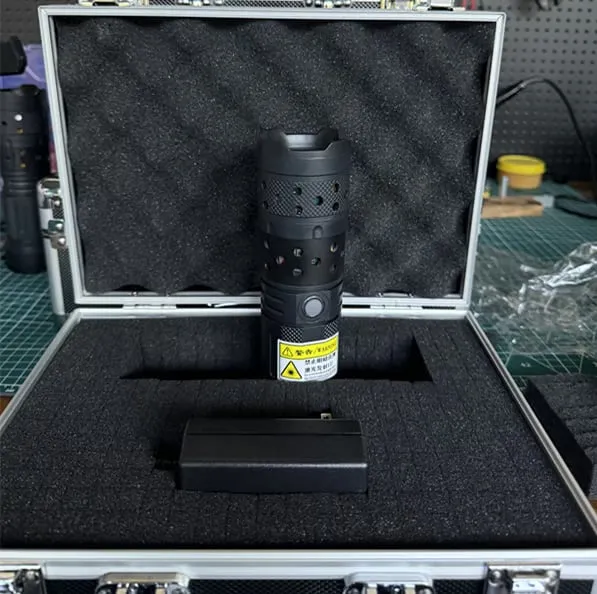 Langwellen Infrarot-Laserlicht 120W | 10x Strahl-Expander für Reichweite & Fokus | Mil-Spec Type III Harteloxierung
