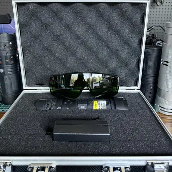Langwellen Infrarot-Laserlicht 120W | 10x Strahl-Expander für Reichweite & Fokus | Mil-Spec Type III Harteloxierung