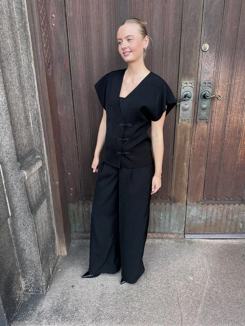 Love & Divine - Love1632 20241 - 000 - Black