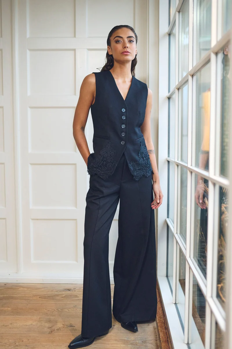 Gossia - Daysgo Vest G2971 - Black