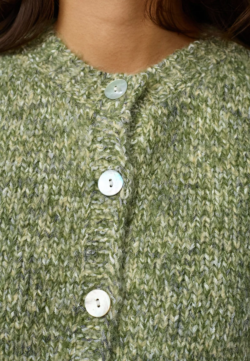 Love & Divine - Love1658 20401 - 301 - Green Olive Mel.