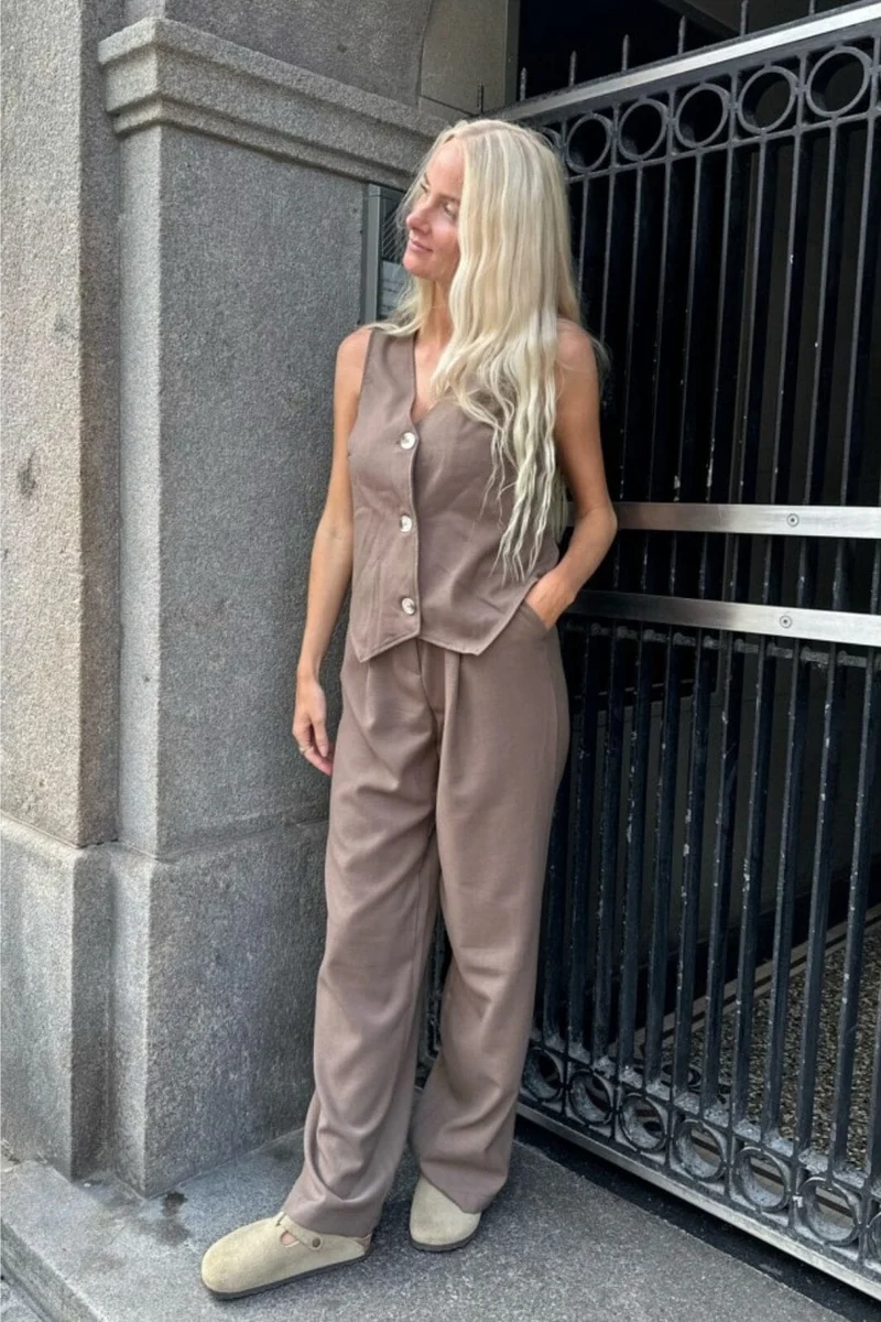 BYIC - Celina Vest - Brown