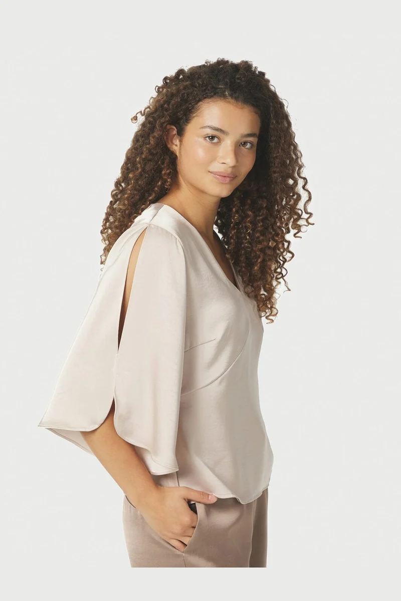 Neo Noir - Remana Heavy Sateen Blouse 168002 - 720 - Champagne