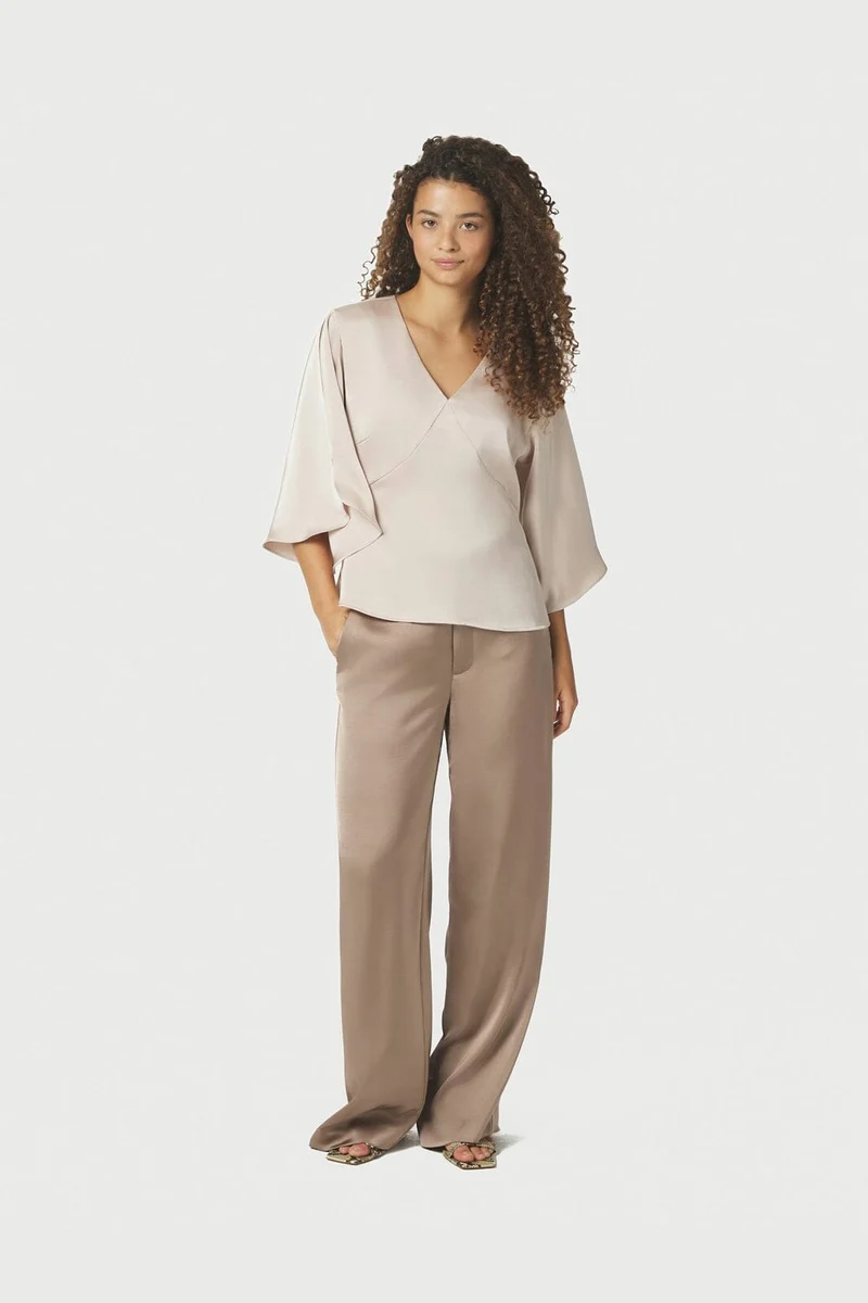 Neo Noir - Remana Heavy Sateen Blouse 168002 - 720 - Champagne