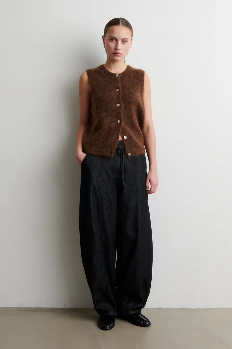 Second Female - Brook Knit Button Vest 61122 - 6157 Carafe