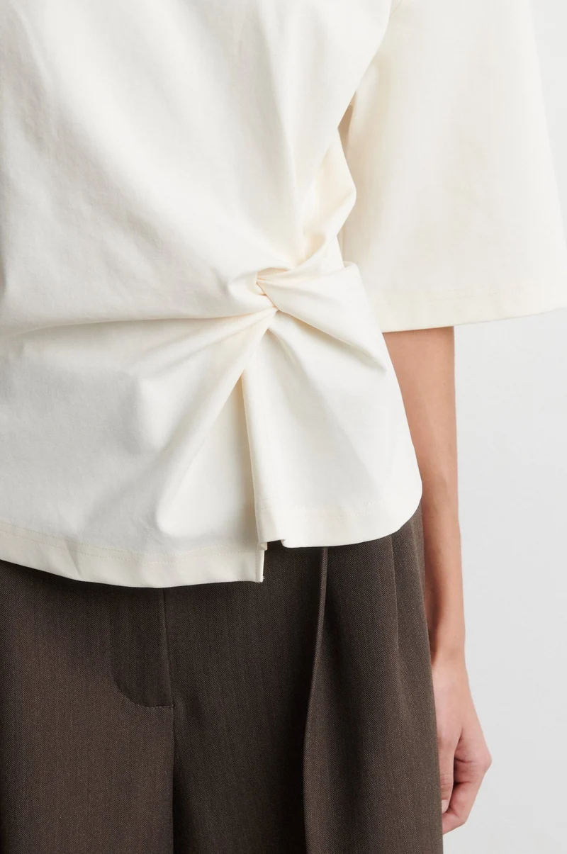 Second Female - Arkai Drape Tee 60870 - 1015 Eggnog