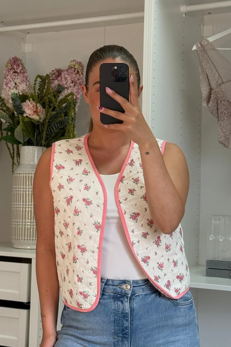 A-bee - Marlene Vest - White