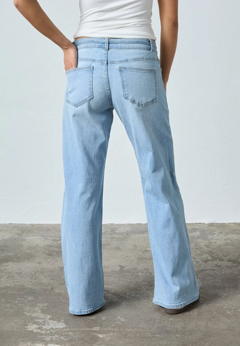 Sisters Point - Onea-Belt.Je8 19249 - 911 - Light Blue