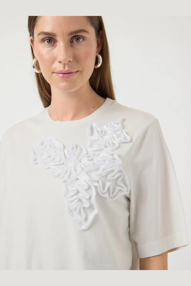 YAS - Yasvisely Ss Tee - 4929740 Star White