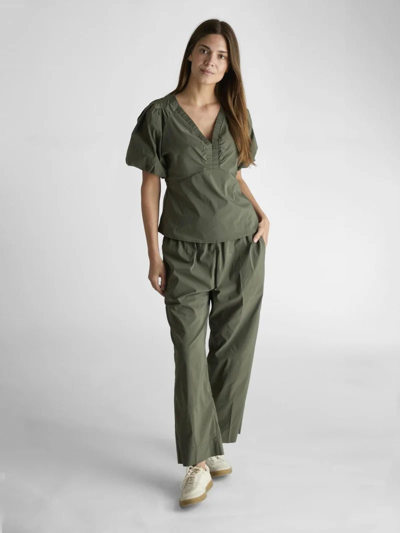 Neo Noir - Irina Poplin Blouse - Army